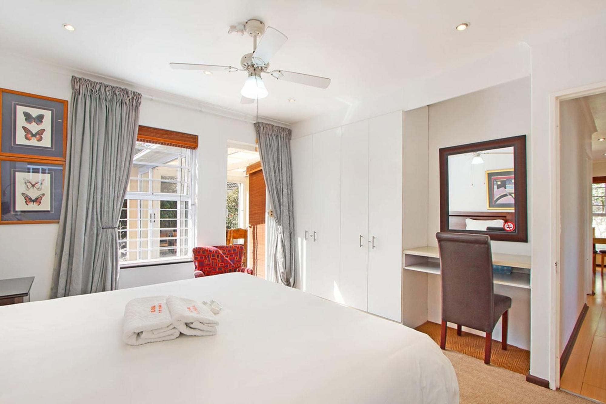 Kwantu Guesthouse 1 Cape Town Exterior photo